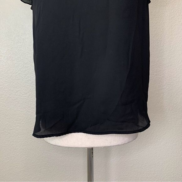 Forever 21 Black Ruffle Women’s Top - Picture 3 of 12